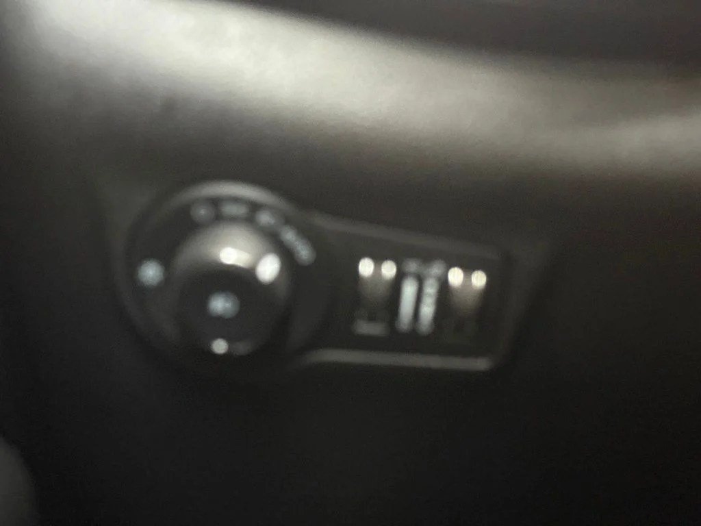 Used 2022 Gray Jeep Trailhawk image 21