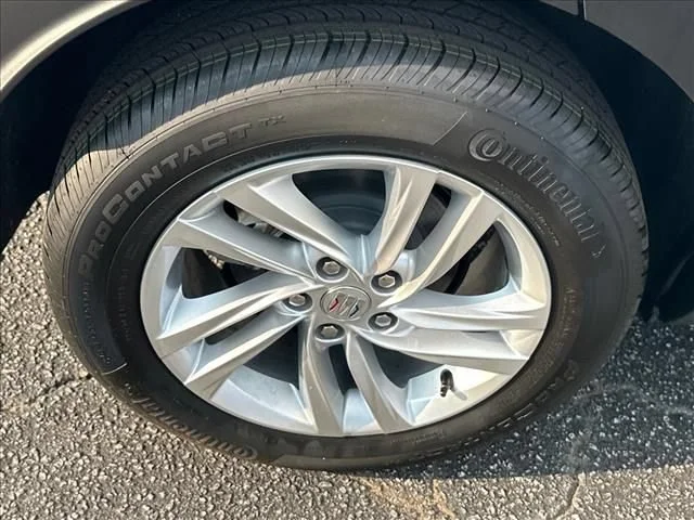 New 2026 Summit White Buick Preferred image 16