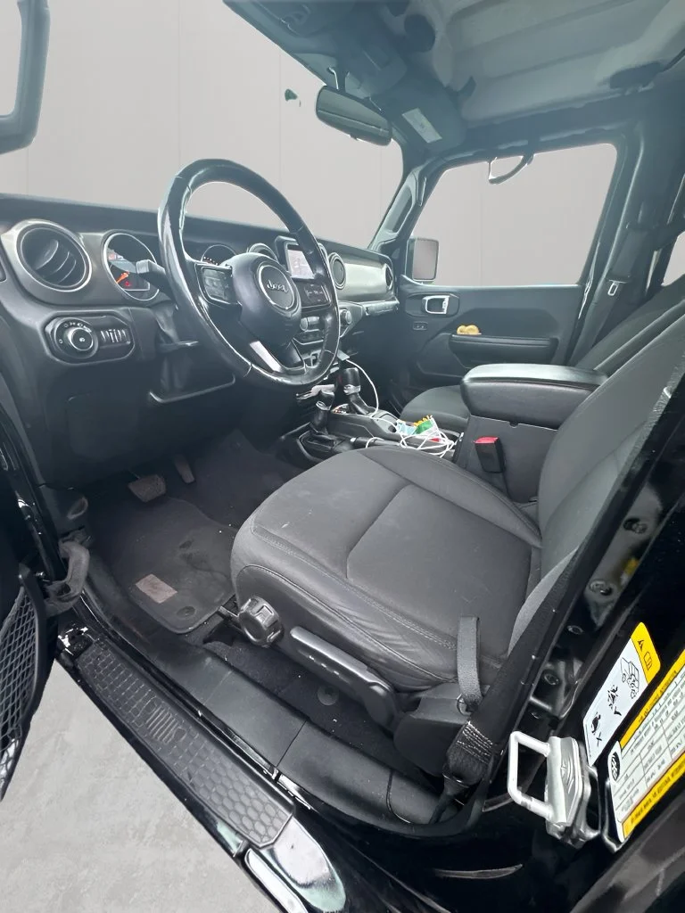 Used 2019 Black Jeep Sport S image 10