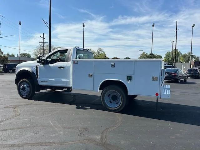 2024 Ford F-450 Super Duty Chassis Cab XL - Photo 7