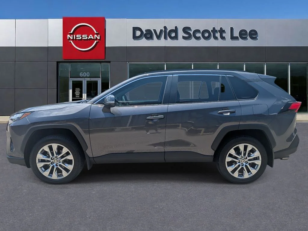 Used 2024 Gray Toyota XLE Premium image 11
