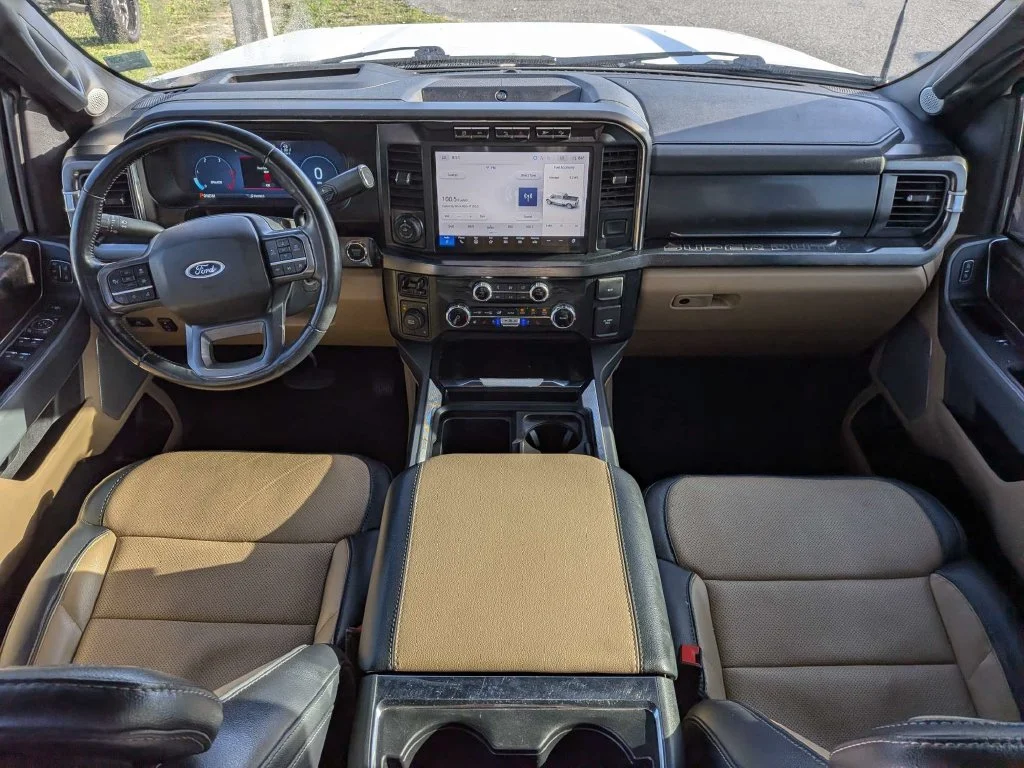 Used 2024 White Metallic Ford Lariat image 13