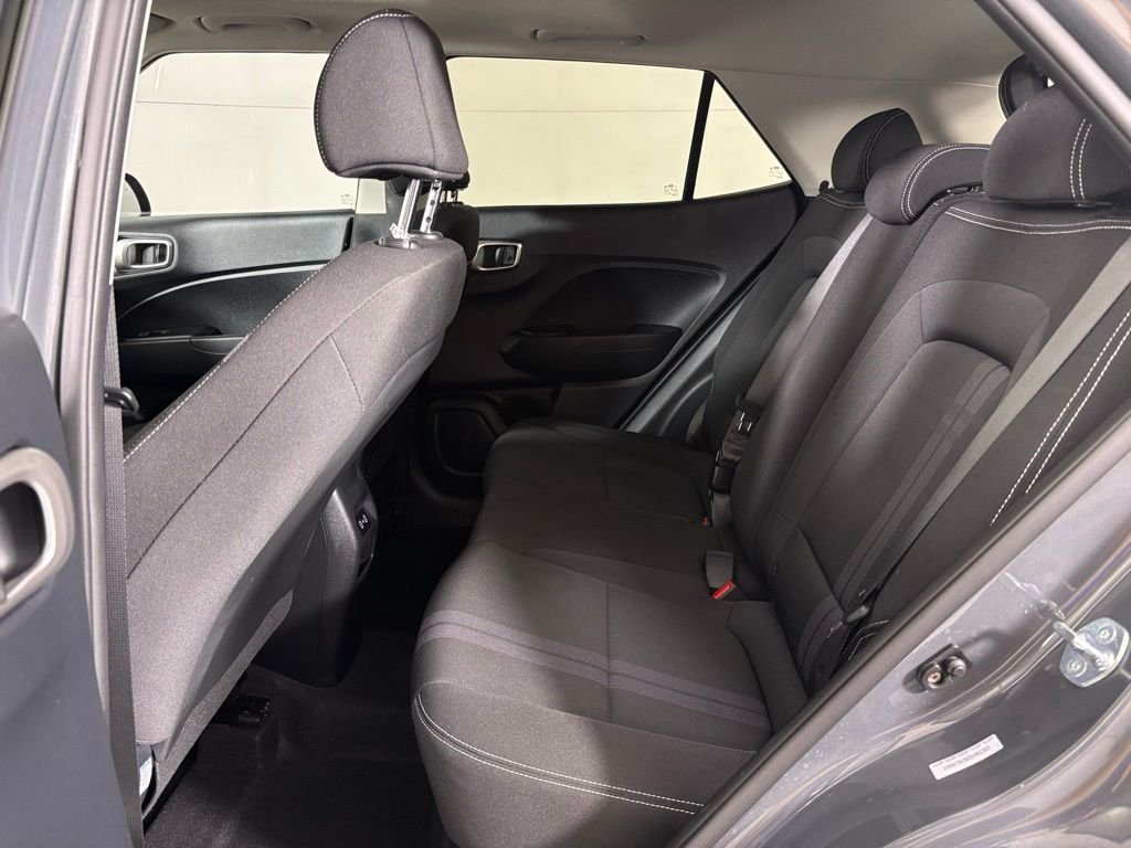 Used 2025 Gray Hyundai SEL image 36
