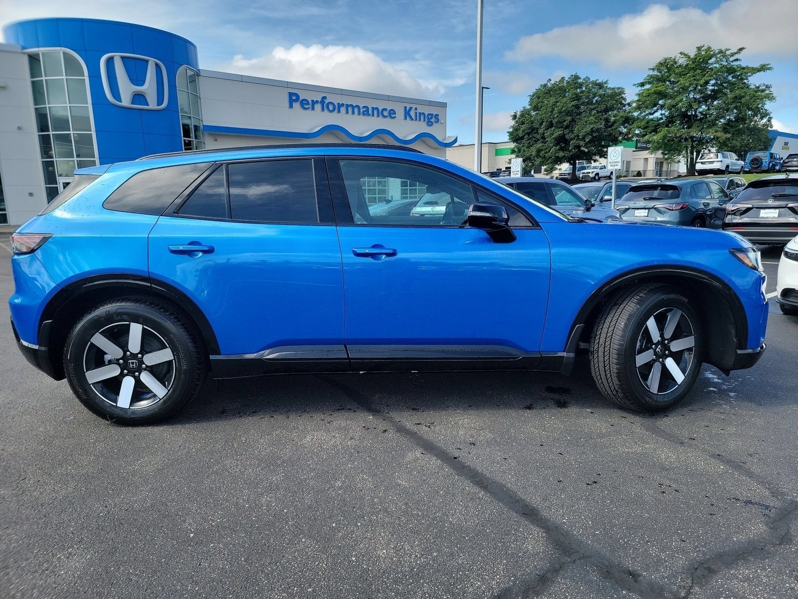New 2026 Pacific Blue Metallic Honda Touring image 11