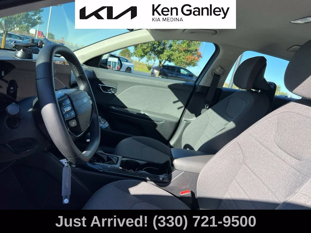 Certified Used 2025  Kia EX image 11