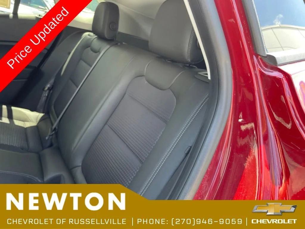 Used 2024 Crimson Metallic Chevrolet LT image 31
