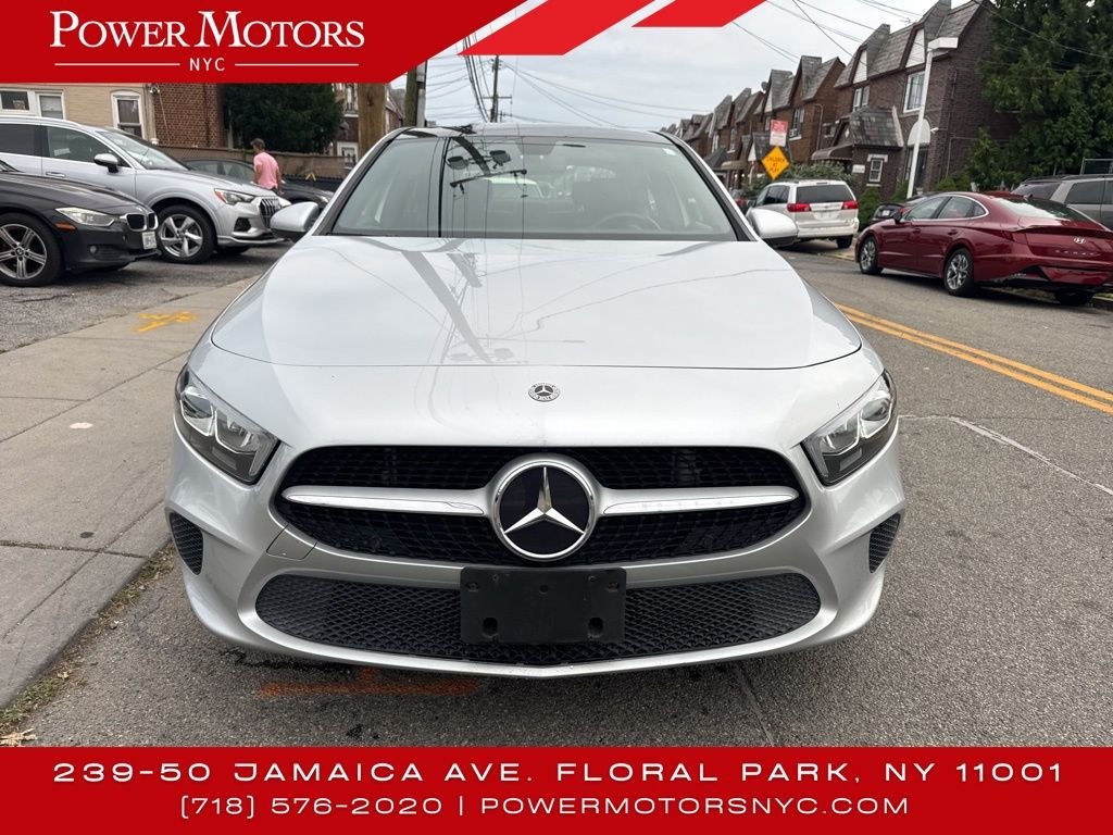 2021 Mercedes Benz A 220 4MATIC photo 3