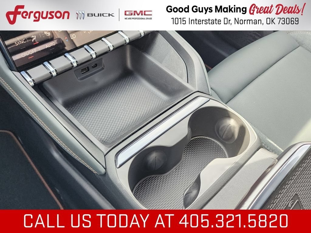 2026 GMC Terrain AT4 - Photo 32