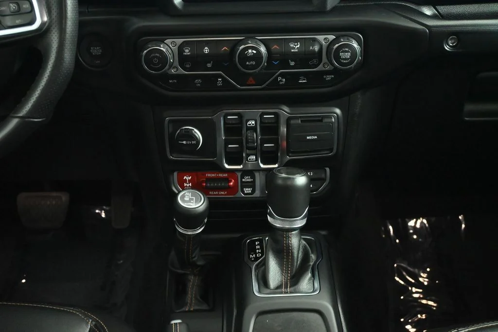 Used 2023 Black Jeep Rubicon 392 image 37