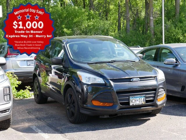2015 Ford Escape S's photo