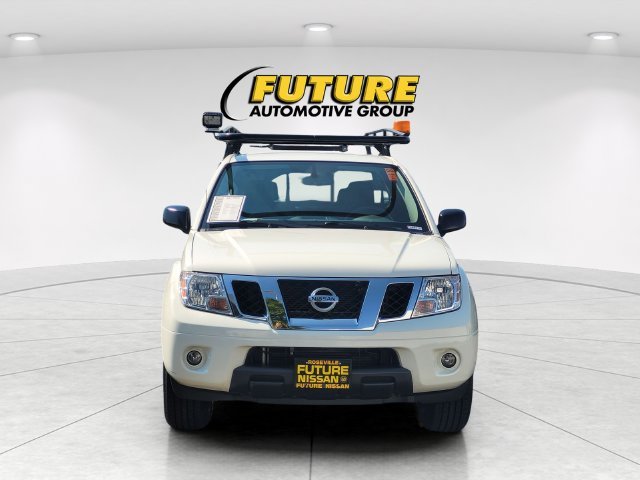 Used 2020 White Nissan SV image 2