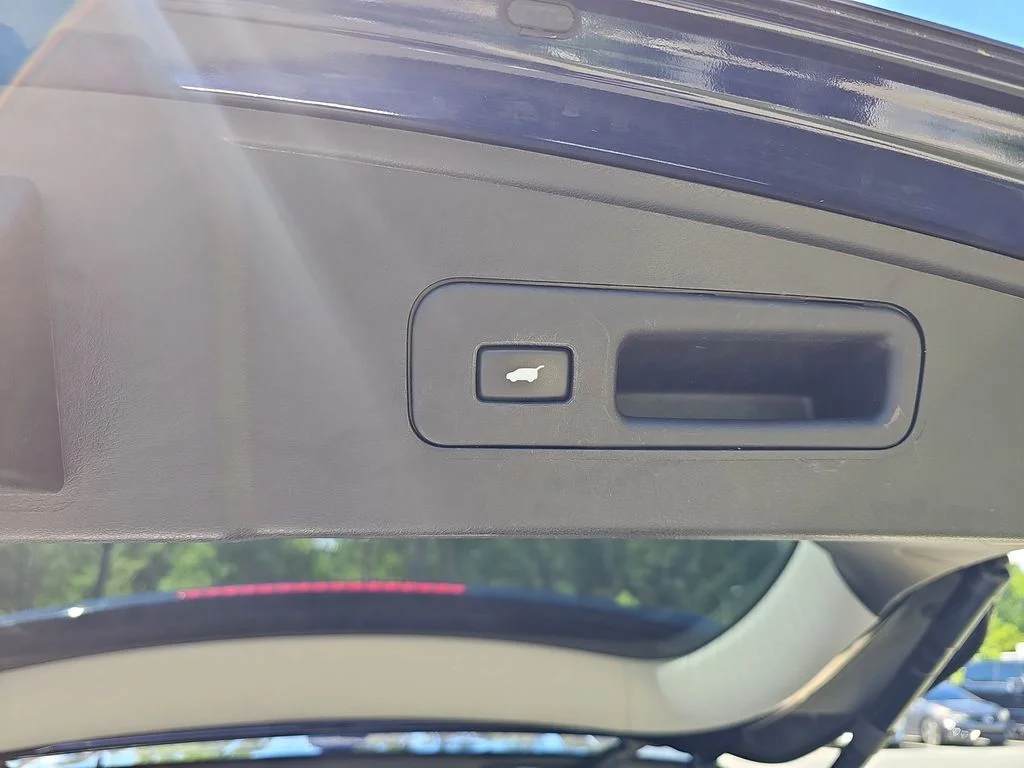 Used 2016  Acura 3.5L image 13
