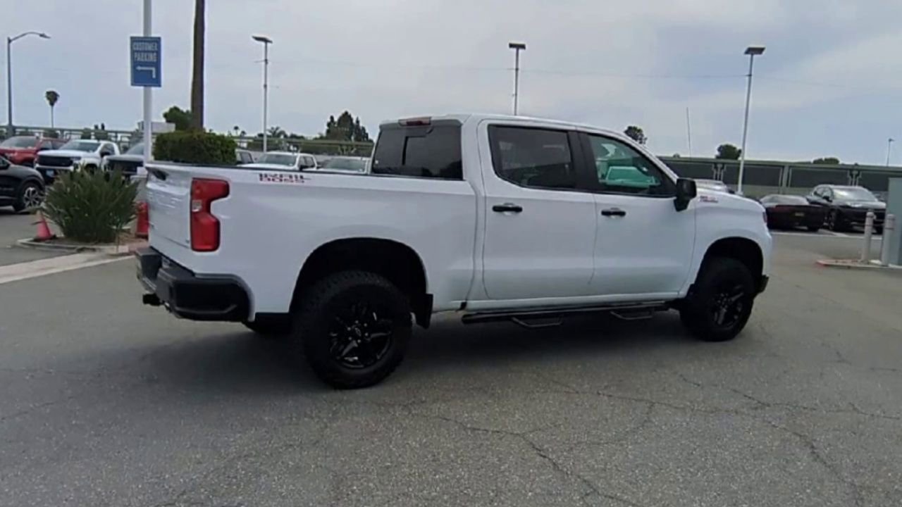 2025 Chevrolet Silverado 1500 LT Trail Boss - Photo 8