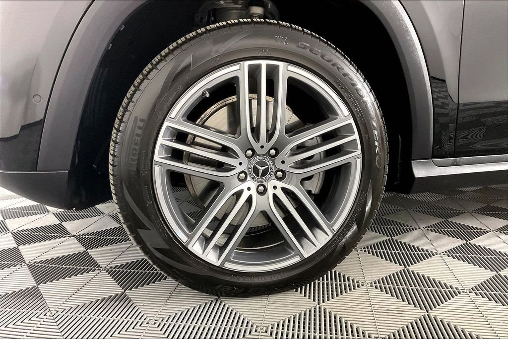 2026 Mercedes-Benz GLS Base - Photo 8