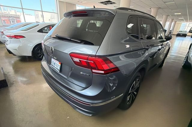 Used 2022 Platinum Gray Metallic Volkswagen 2.0T S image 7