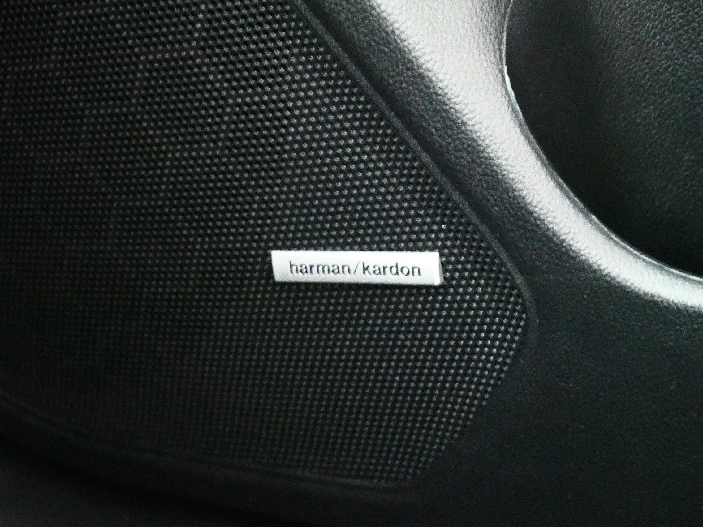 Used 2018 Tungsten Metallic Subaru Limited image 31