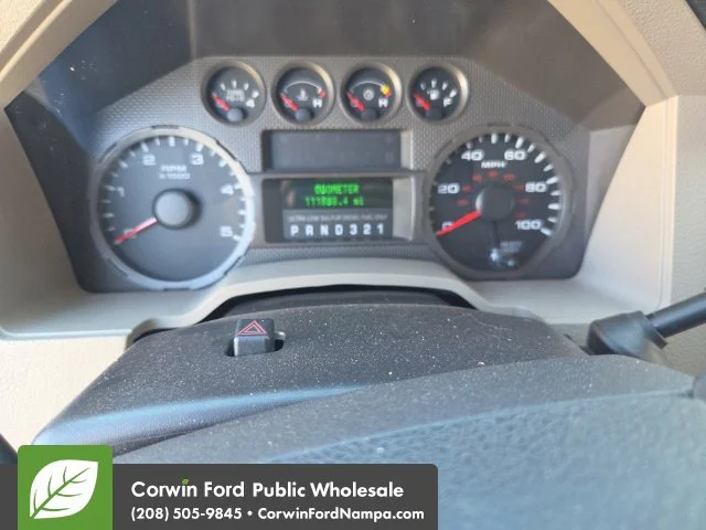 Used 2009 Red Ford Lariat image 19