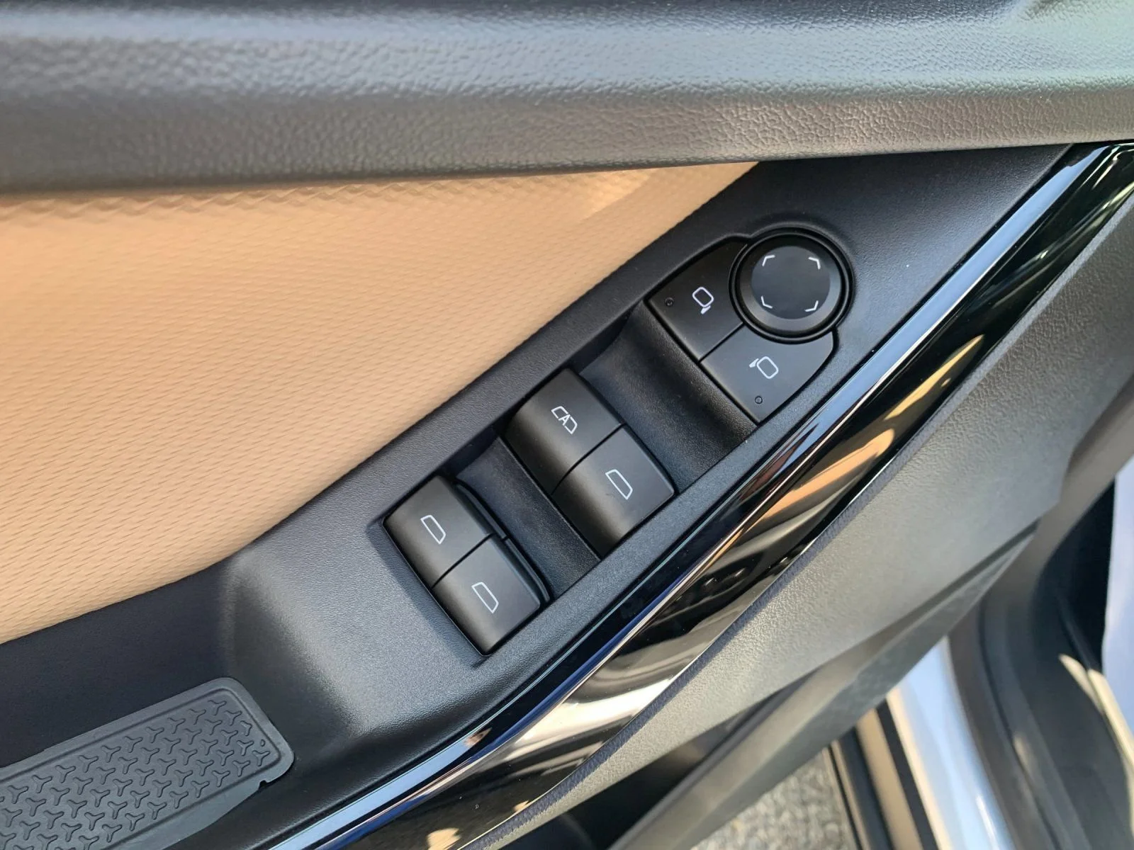 2026 Chevrolet Equinox ACTIV - Photo 12