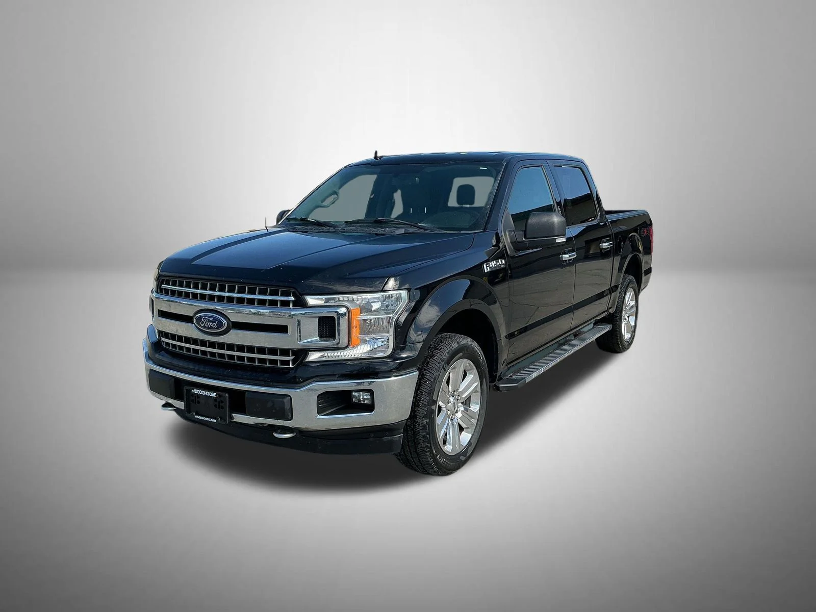 Used 2018 Black Ford XLT image 1