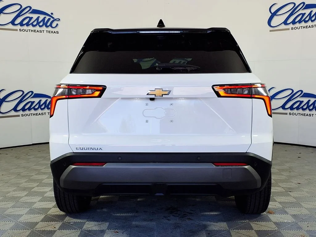New 2026 Summit White Chevrolet LT image 4