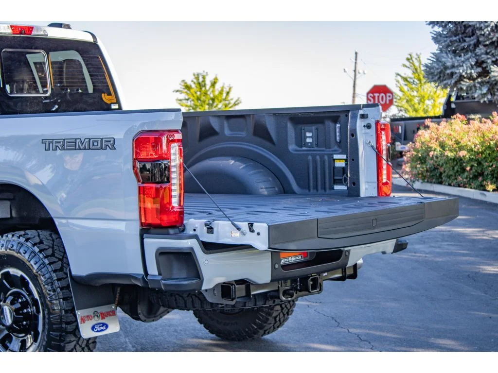 New 2026 Avalanche Ford F-350® Lariat® image 10