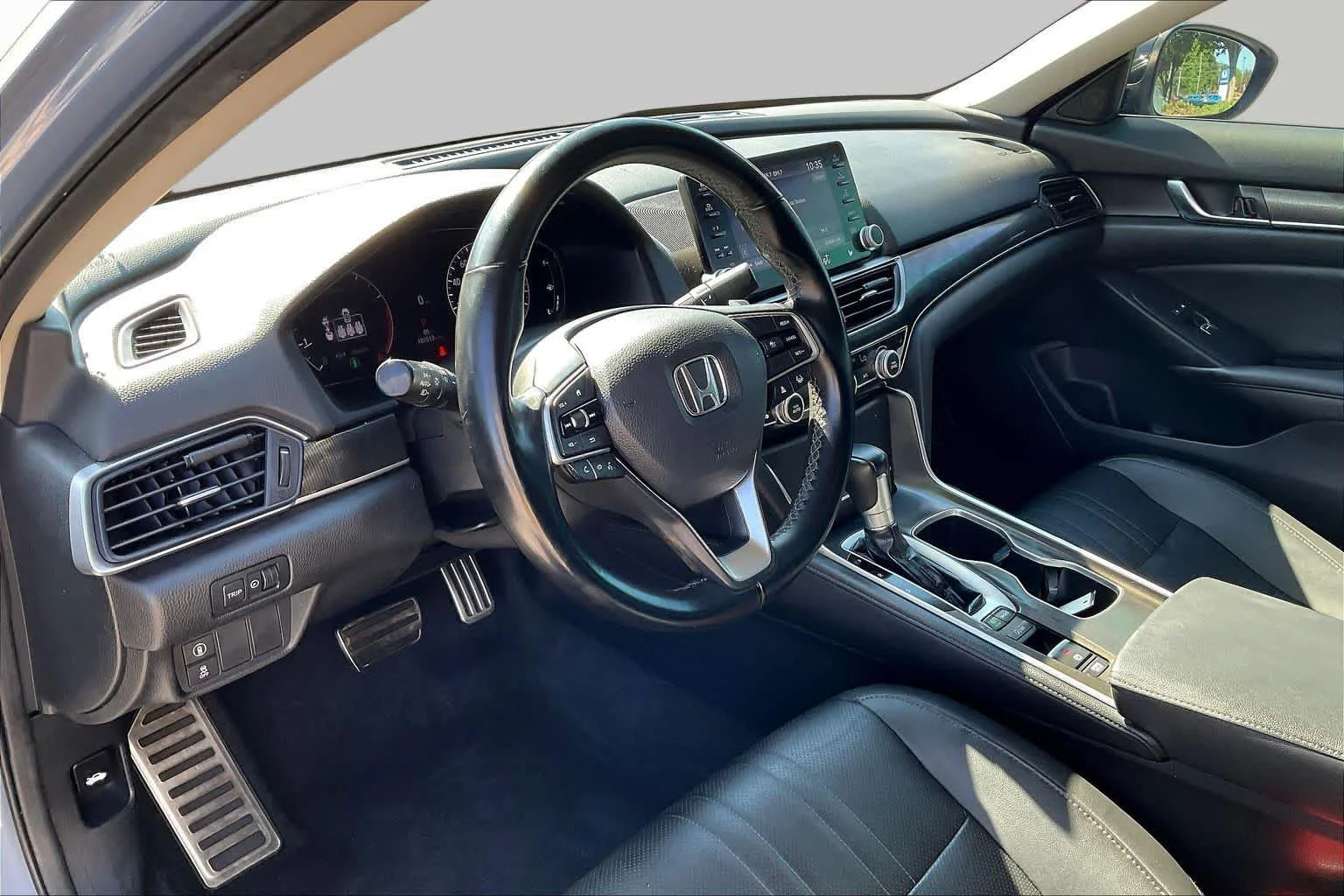 Used 2022 Sonic Gray Pearl Honda Sport SE image 17