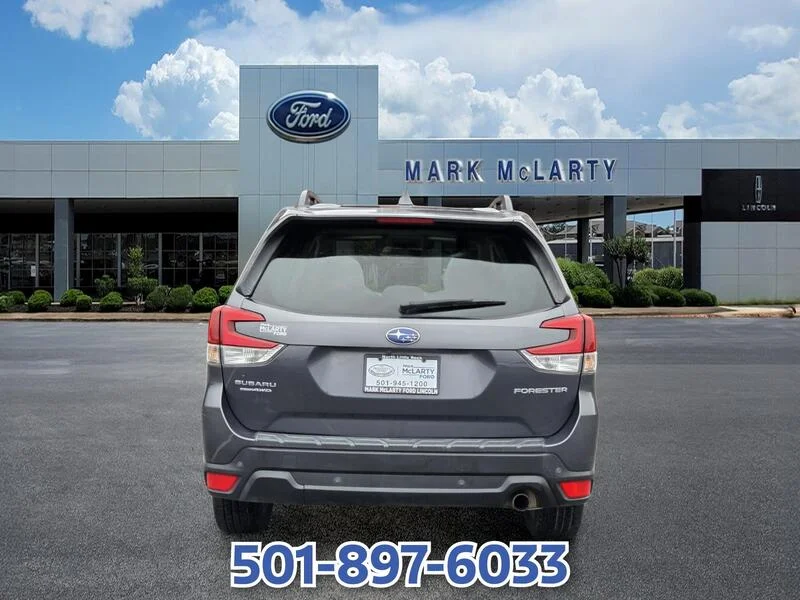 Used 2020 Gray Metallic SUBARU LIMITED CVT image 4