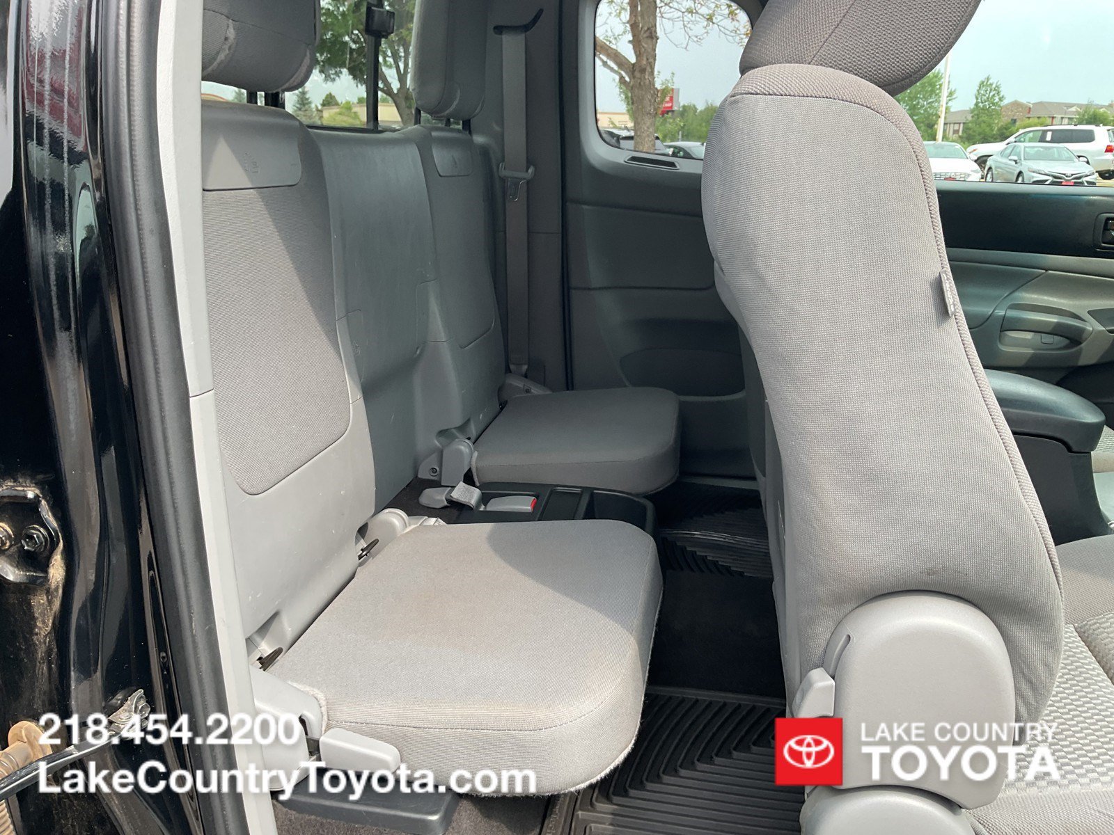 Used 2012 GREY METALLIC Toyota Base image 14
