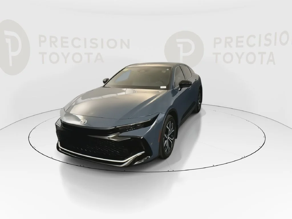 Certified Used 2026 Cloud Toyota XLE image 8