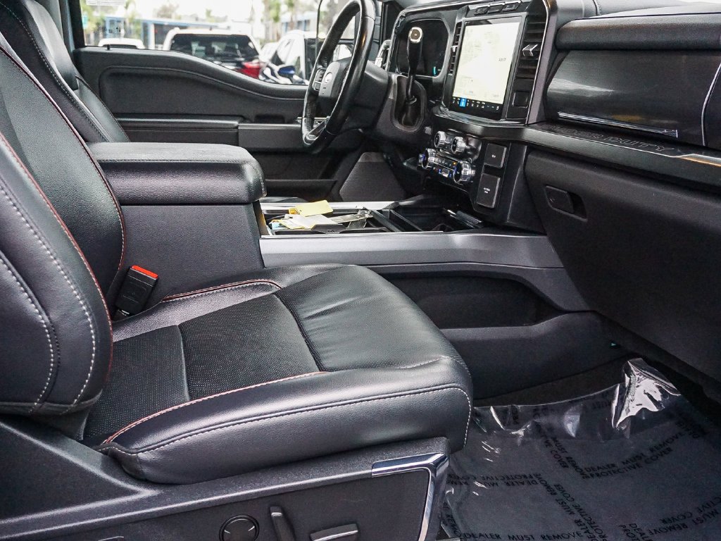 Used 2024 Gray Metallic Ford Lariat image 13