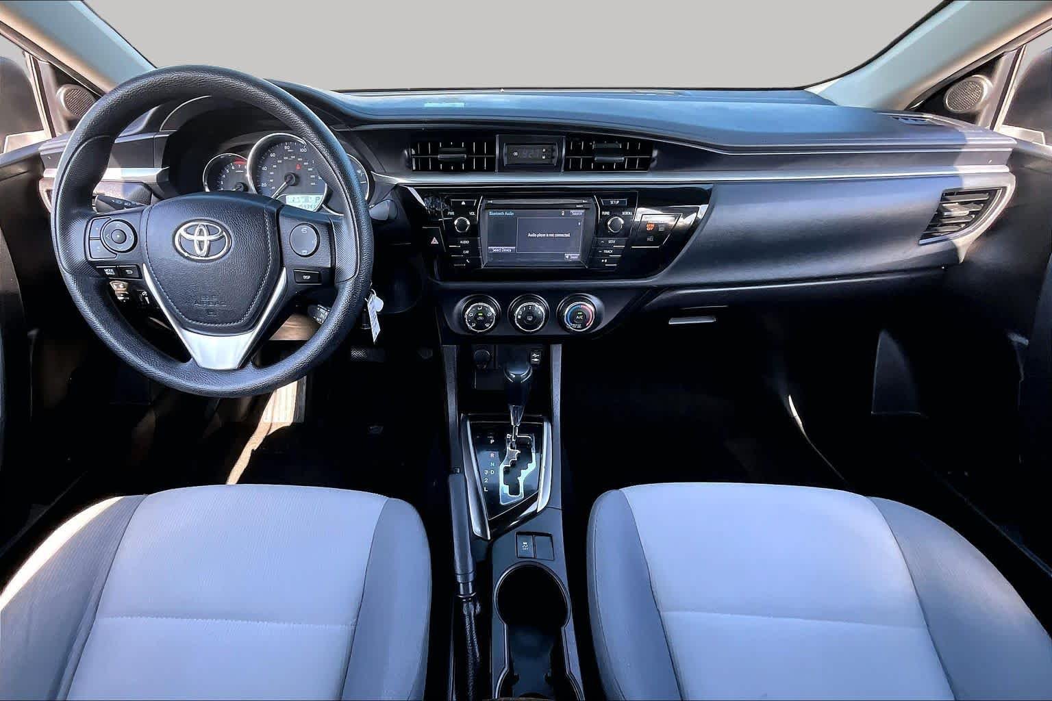 Used 2016 Classic Silver Metallic Toyota L image 16
