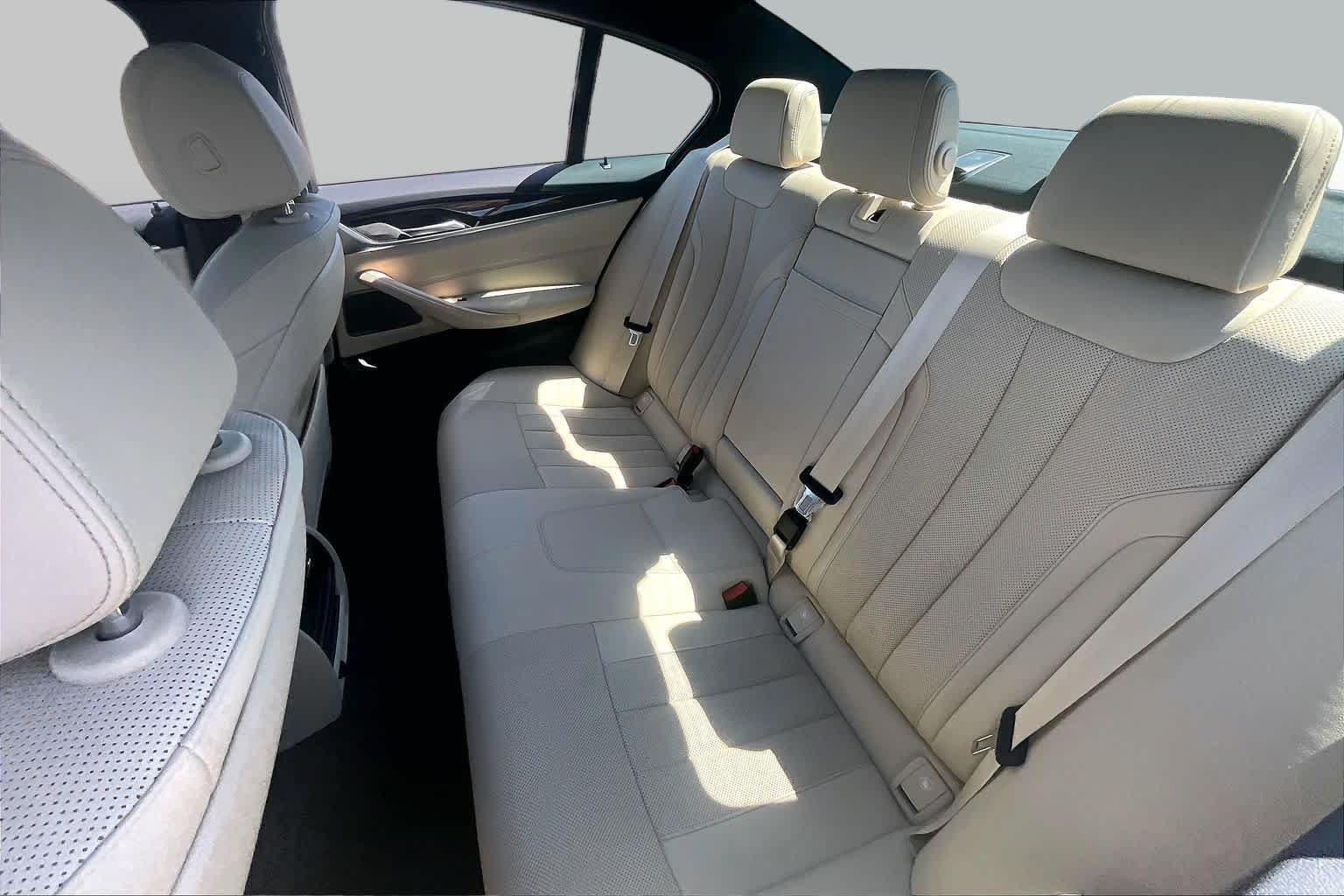 Used 2023 Jet Black BMW 530i image 19