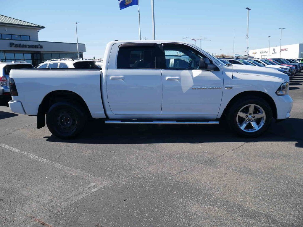 Used 2012 White Ram Sport image 22