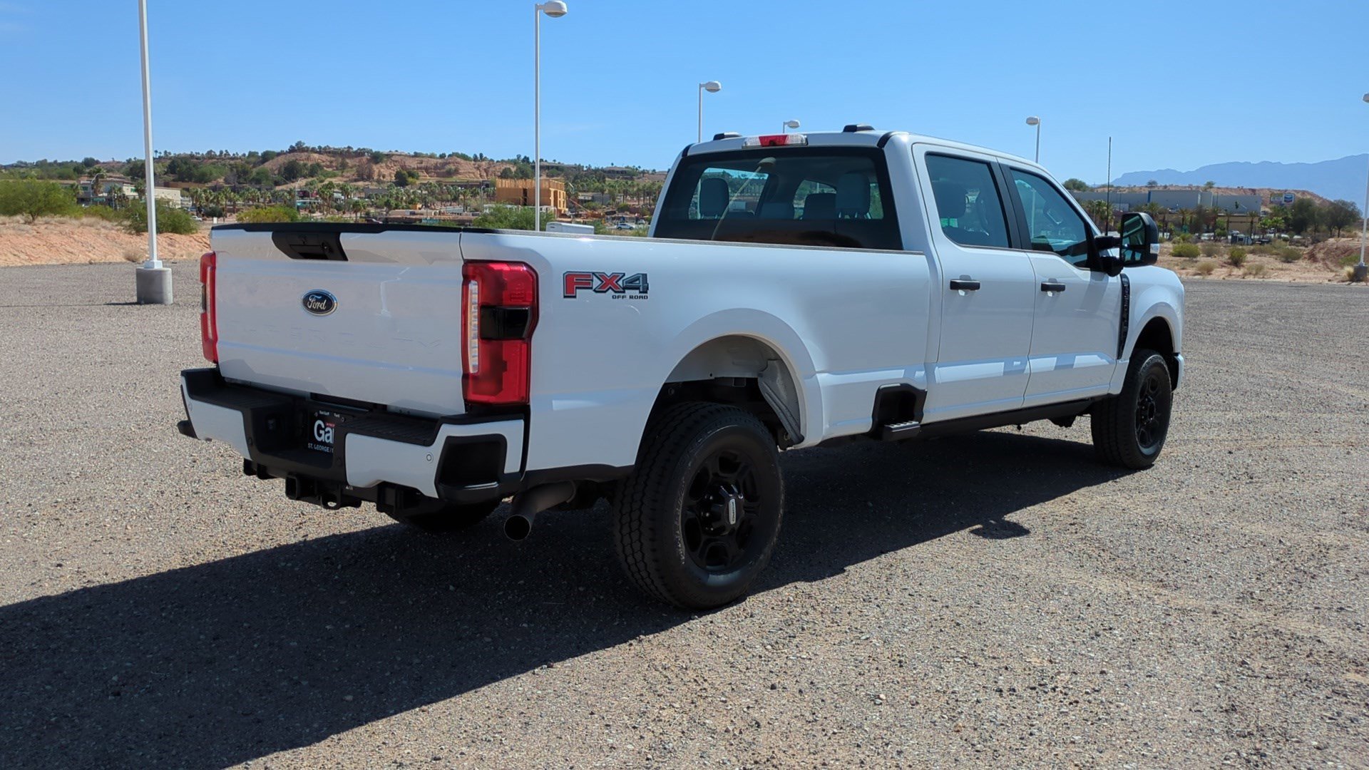 Used 2024 Oxford White Ford XL image 3