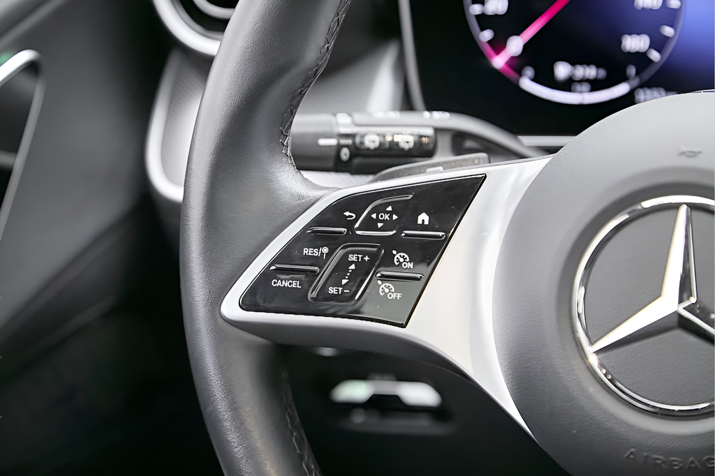 2024 Mercedes-Benz GLC GLC 300 - Photo 37