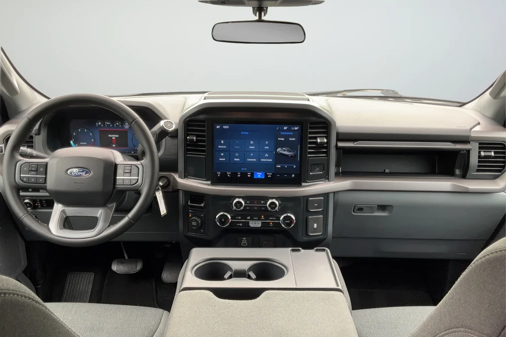 Used 2025 Black Ford XLT image 12