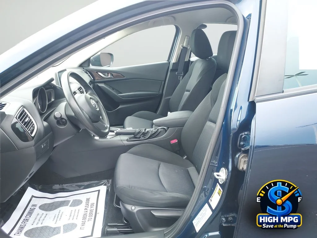 Used 2016 Blue Mazda i Sport image 9