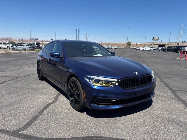 Used 2019 Blue BMW 540i image 3