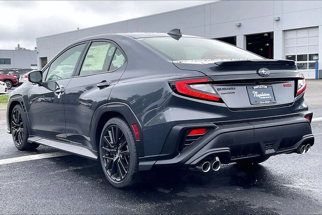 New 2026 MAGNETITE GRAY METALLIC Subaru Limited image 3