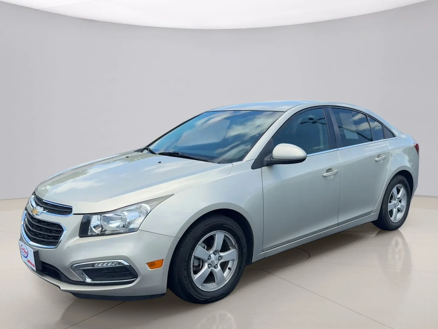 Used 2016 Tan Chevrolet 1LT image 1