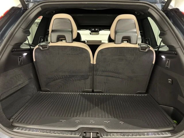 2026 Volvo XC90 Ultra - Photo 25