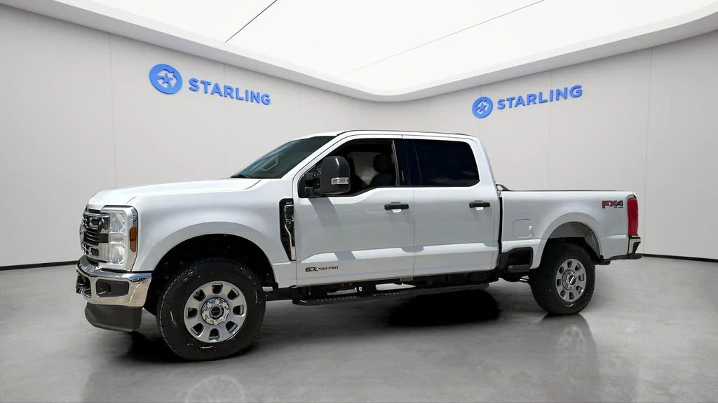 Used 2024 White Ford XLT image 3