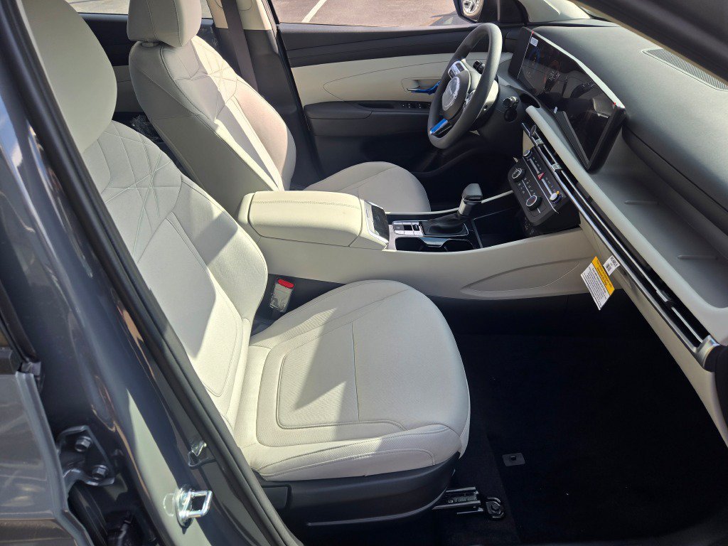 New 2026 Gray Hyundai SE image 5