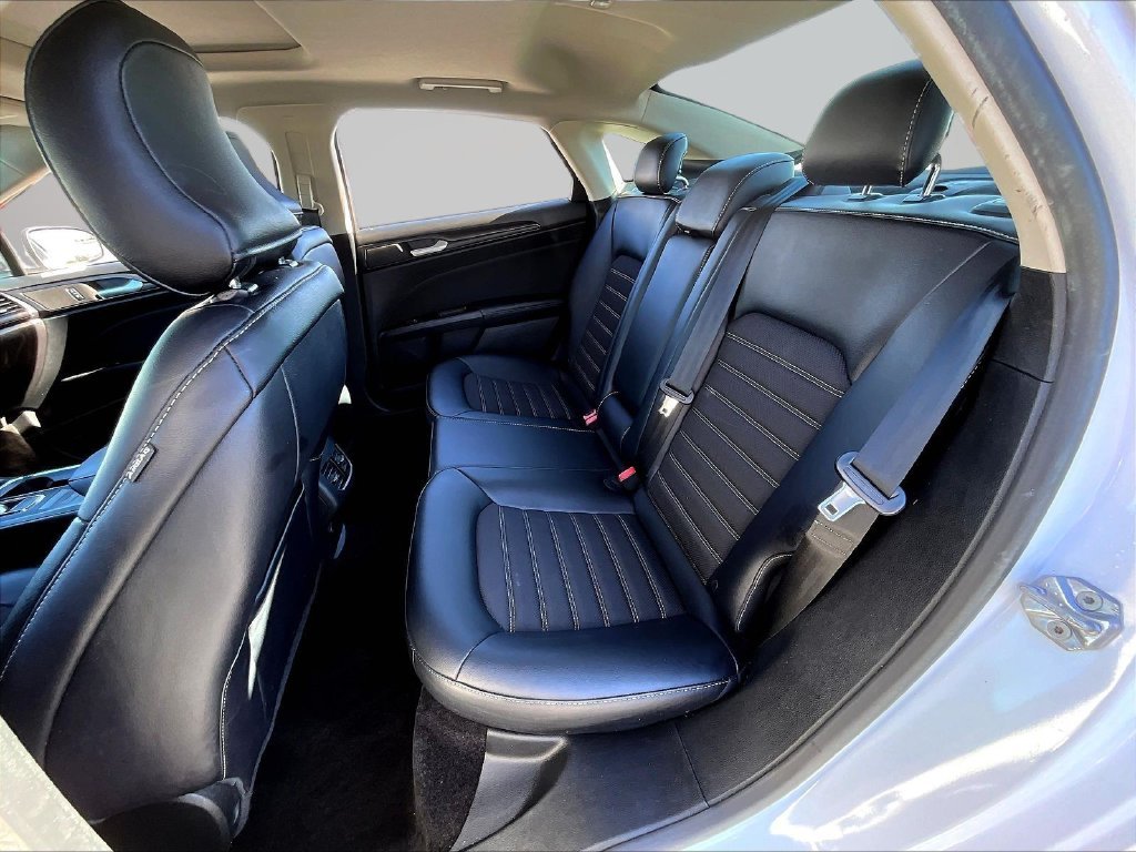 Used 2018 White Ford SE image 25