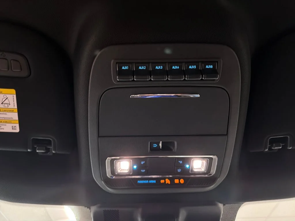 New 2026 Star White Metallic Tri-Coat Ford F-250® Platinum® image 16