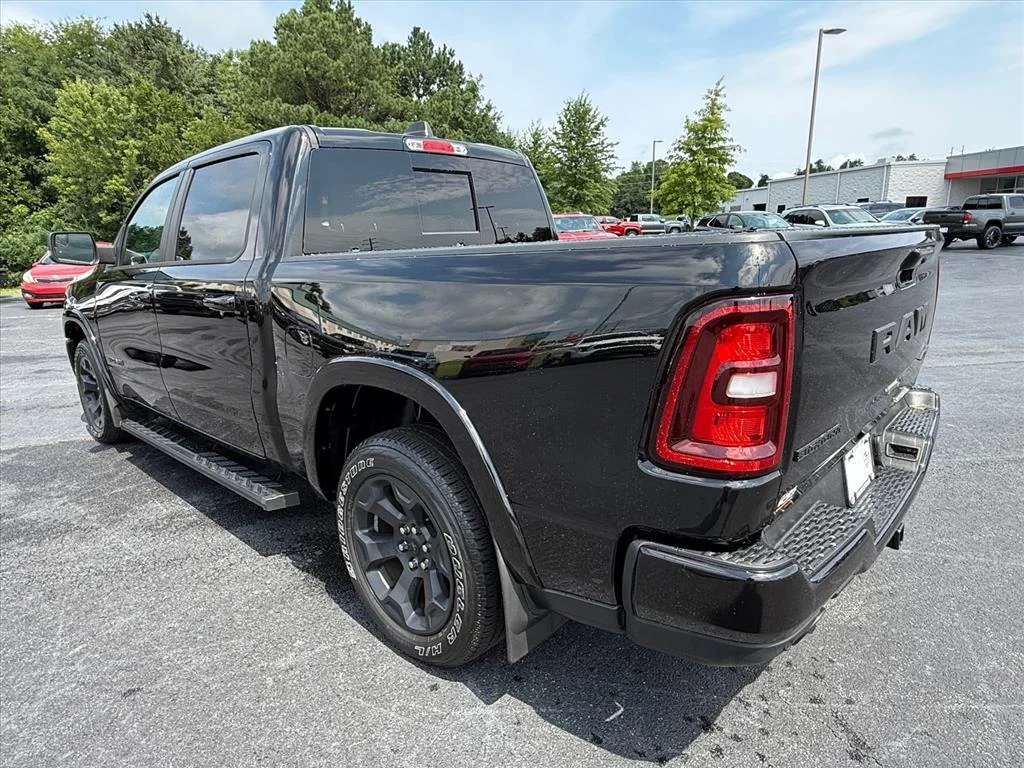 Used 2025 Diamond Black Crystal Pearlcoat RAM Big Horn/Lone Star image 5