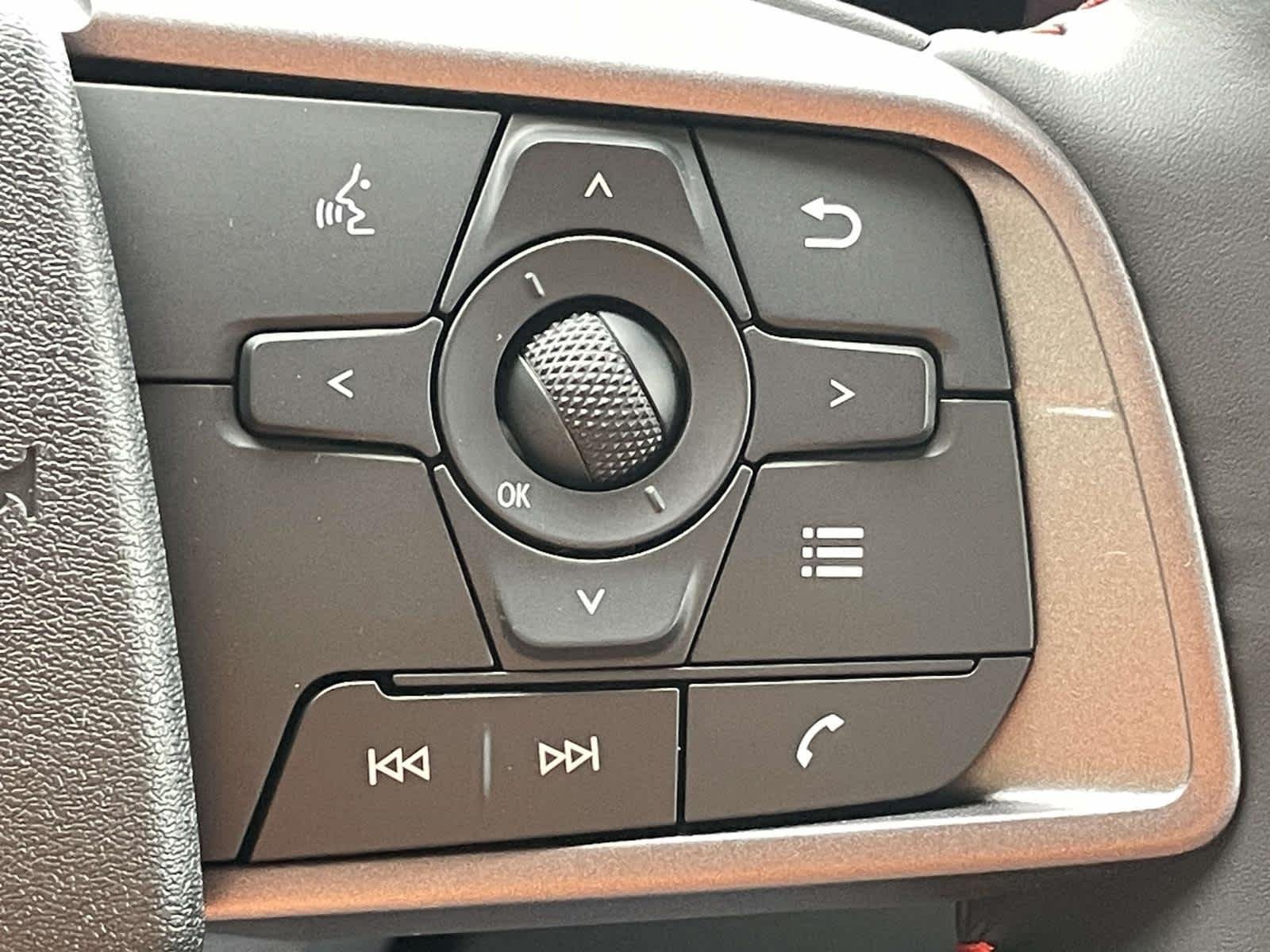 New 2027 Atlantic Gray Metallic Nissan SR image 32