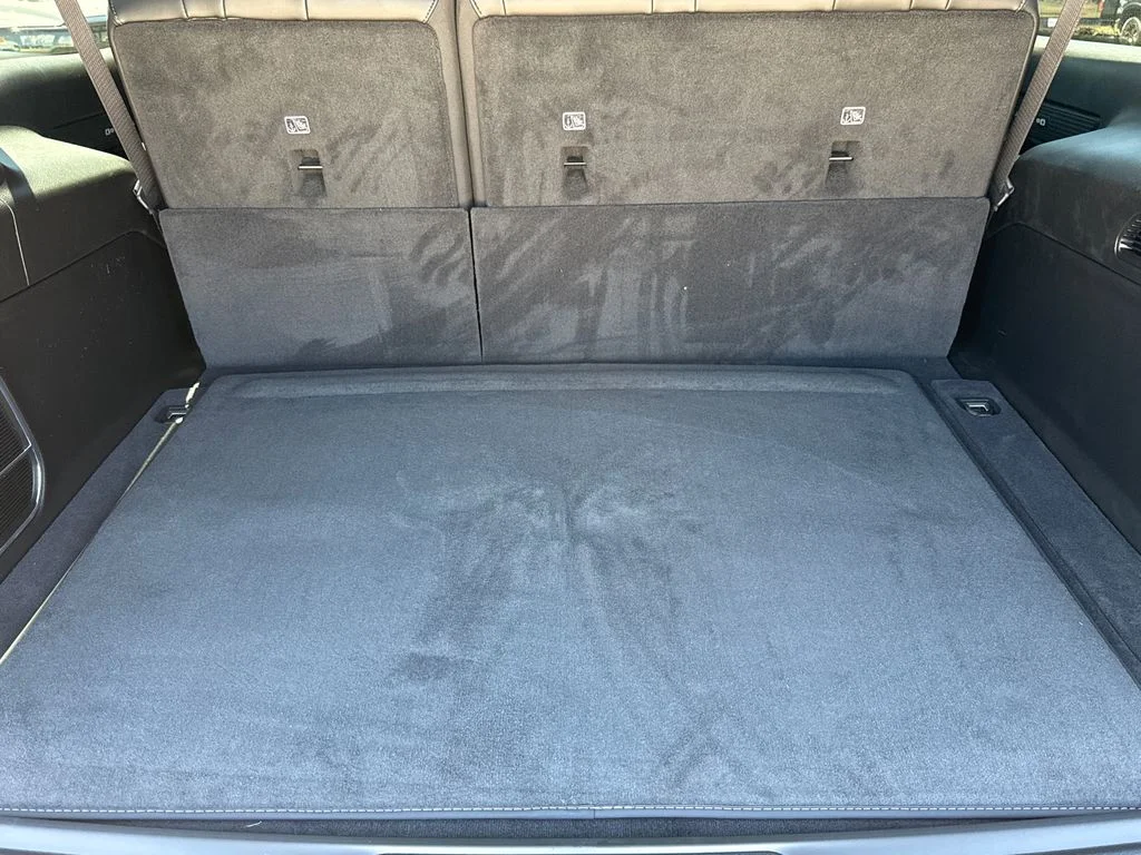 New 2026 Baltic-Gray Metallic Clear-Coat Exterior Paint Jeep  image 10