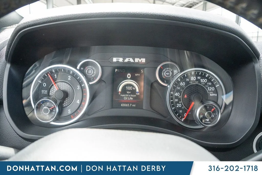 Used 2024 White Ram Big Horn image 8