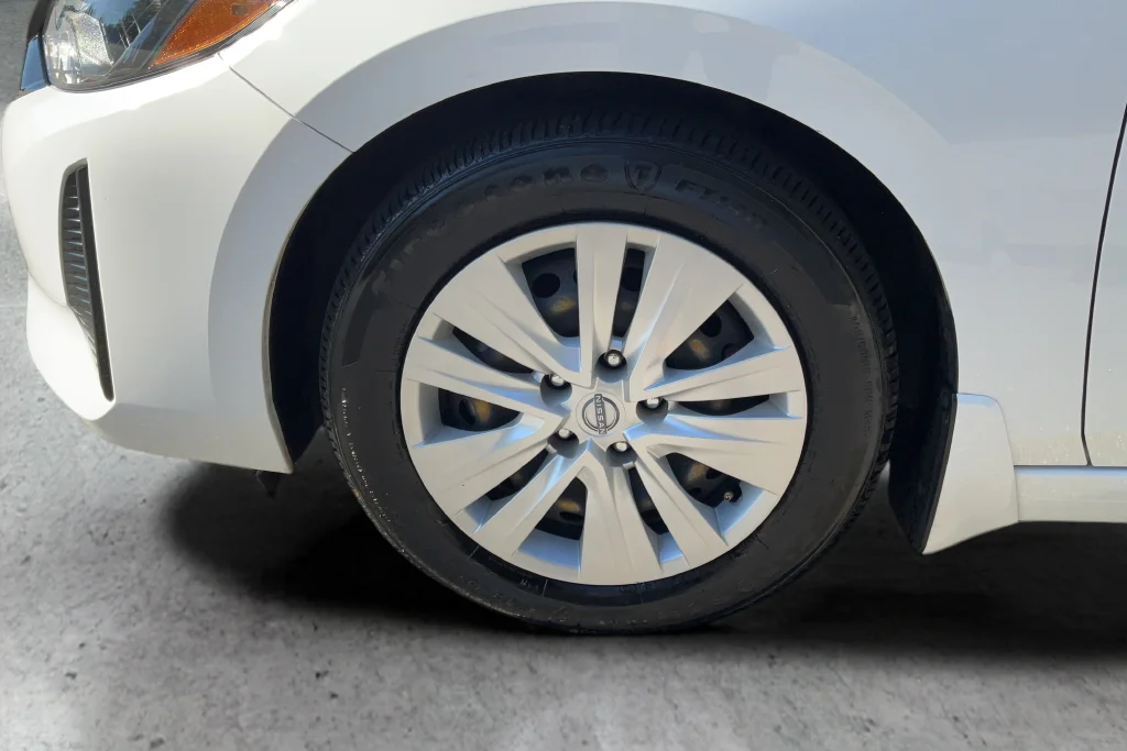 Used 2024 White Nissan S image 25